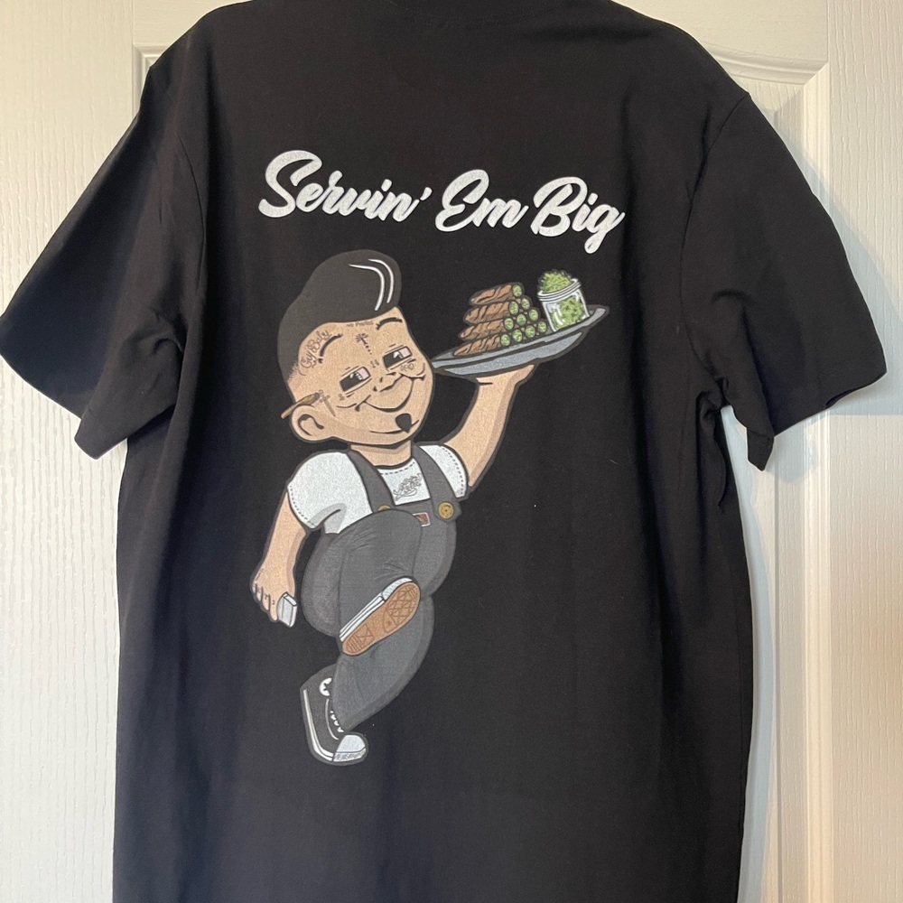 Servin' Em Big Black Graphic Tee NWT